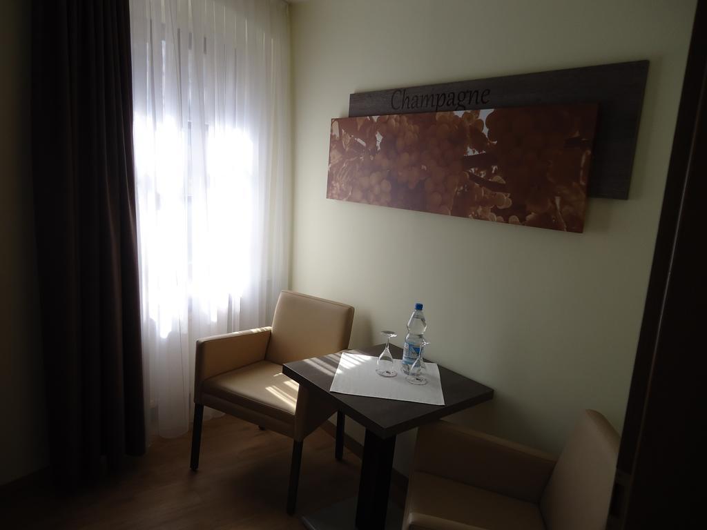 Gasthaus Huwer Verbandsgemeinde Verbandsgemeinde Bernkastel-Kues Kamer foto