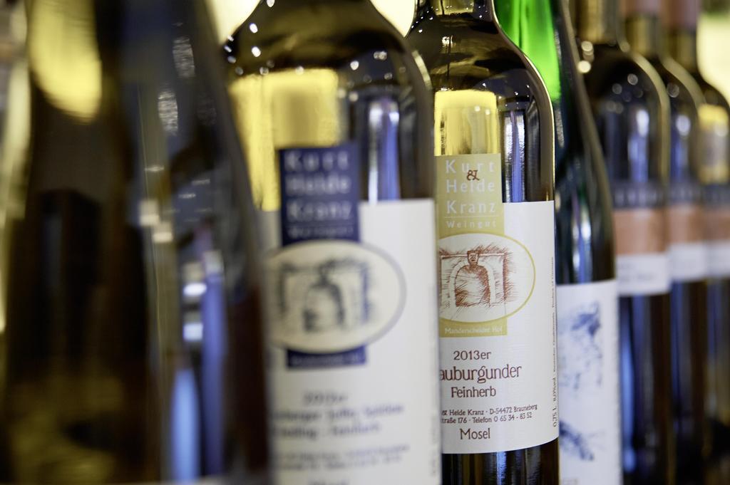 Gasthaus Huwer Verbandsgemeinde Verbandsgemeinde Bernkastel-Kues Buitenkant foto